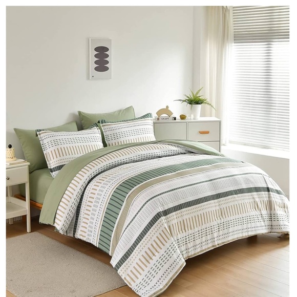 King Sized Sheet Set - Picture 1 of 3